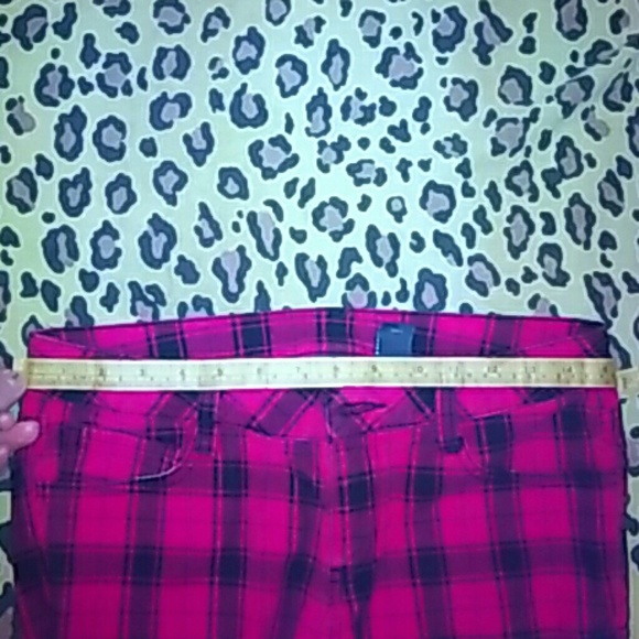 EUC Red Plaid Skinny Jeans - Picture 5 of 5